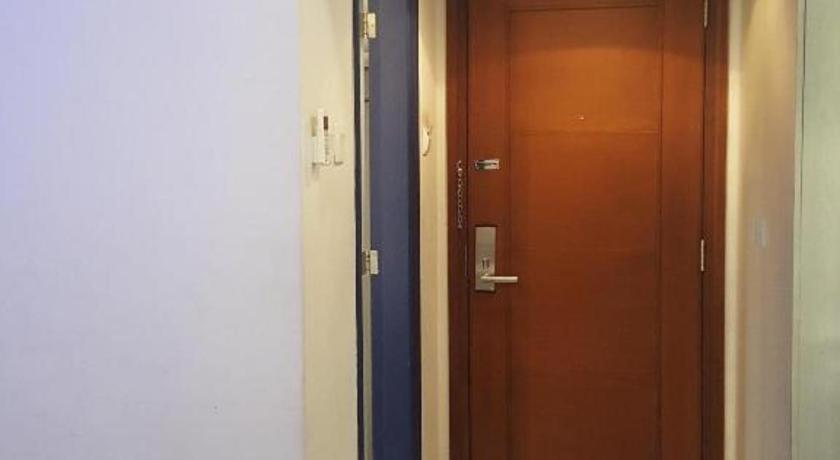 Kharisma Hotel มาดิอุน ภายนอก รูปภาพ