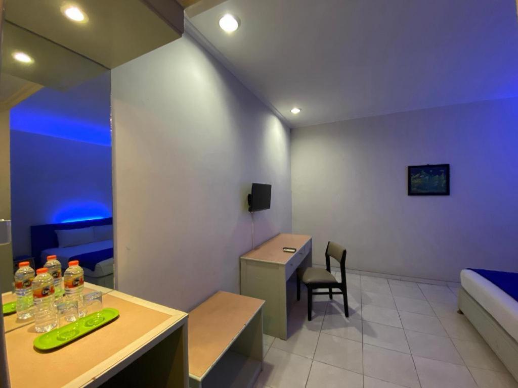 Kharisma Hotel มาดิอุน ภายนอก รูปภาพ