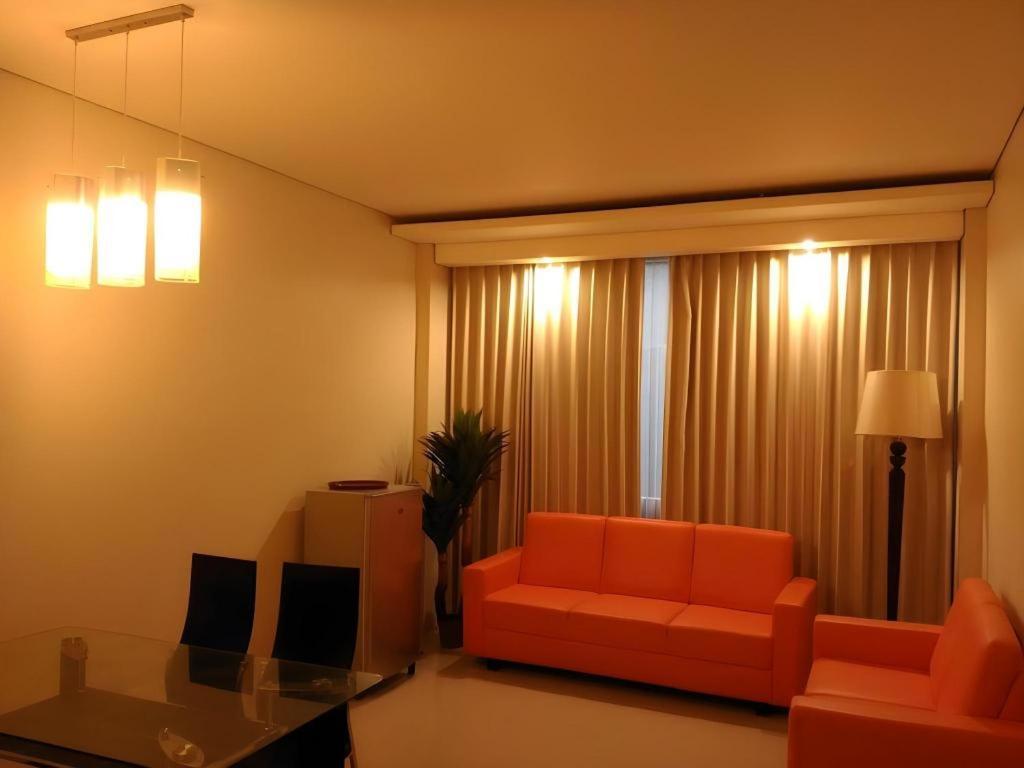 Kharisma Hotel มาดิอุน ภายนอก รูปภาพ